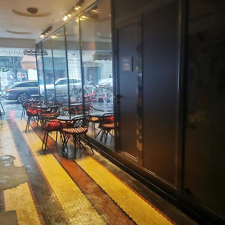 Old Center Apartament บูคาเรสต์ ภายนอก รูปภาพ