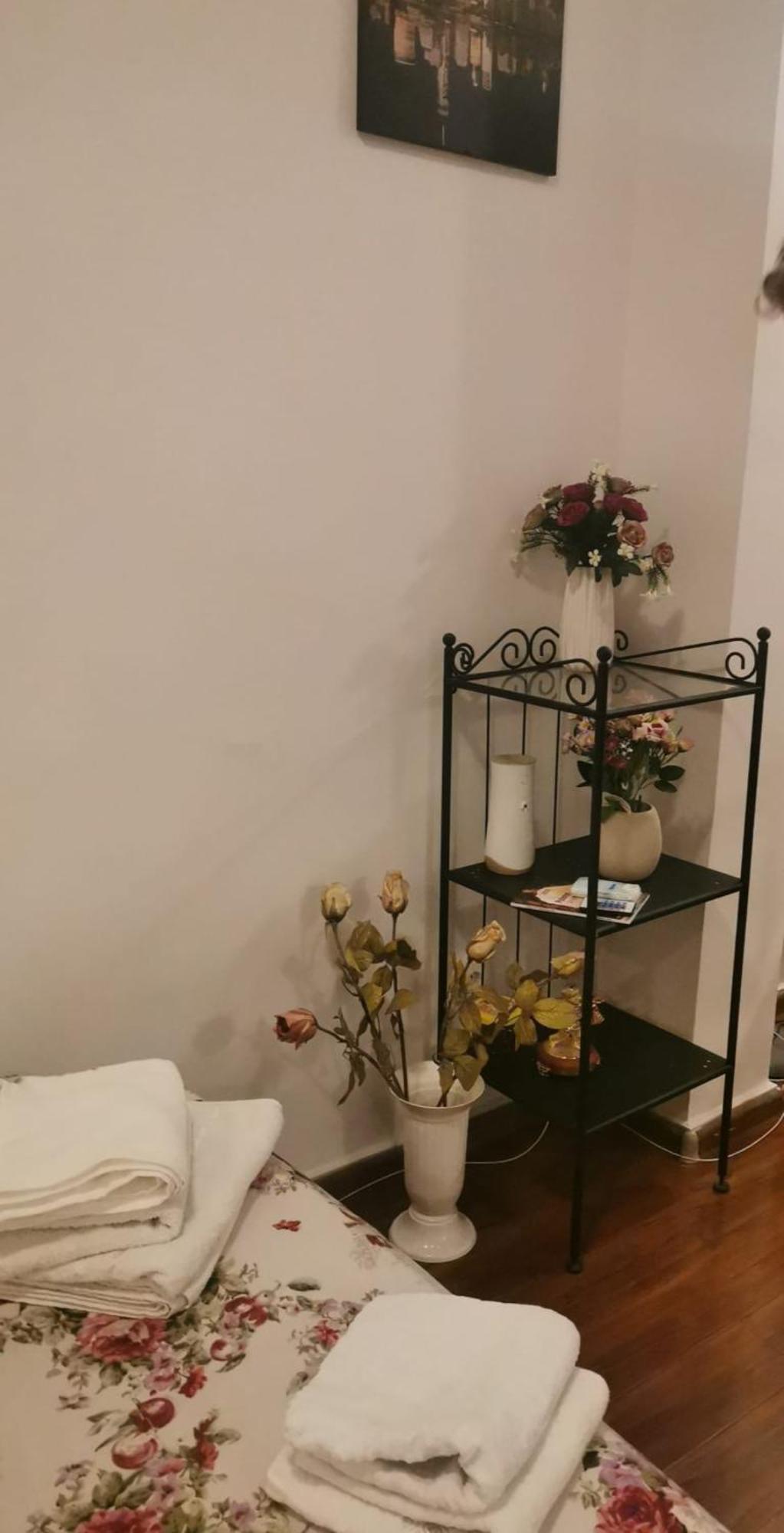 Old Center Apartament บูคาเรสต์ ภายนอก รูปภาพ
