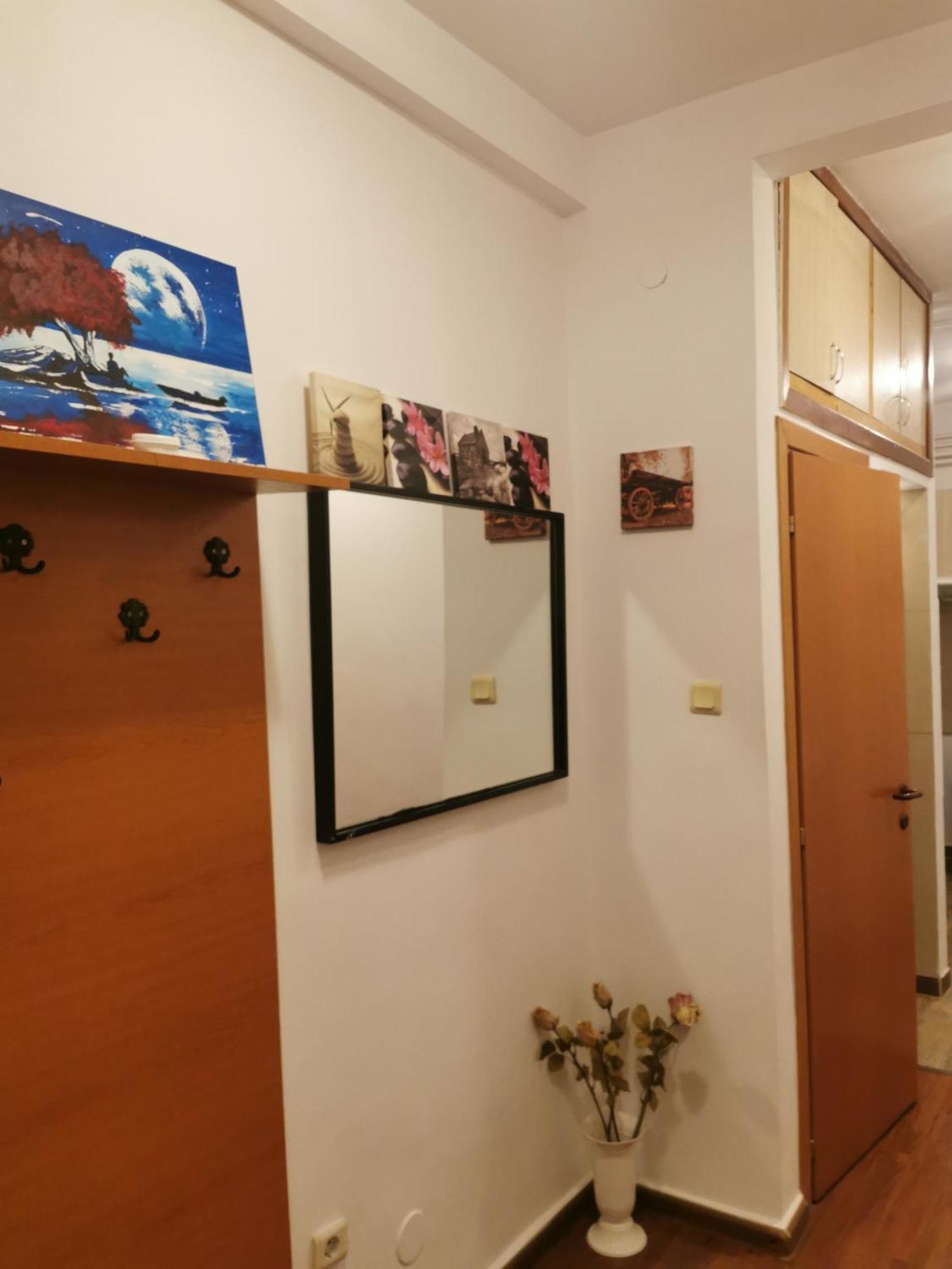 Old Center Apartament บูคาเรสต์ ภายนอก รูปภาพ